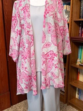 Women's Pink Paisley Open-Front Kimono Jacket